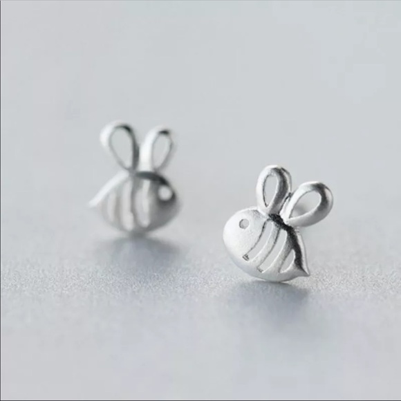 Jewelry - Sterling Silver 925 Bee 🐝 Stud Earrings